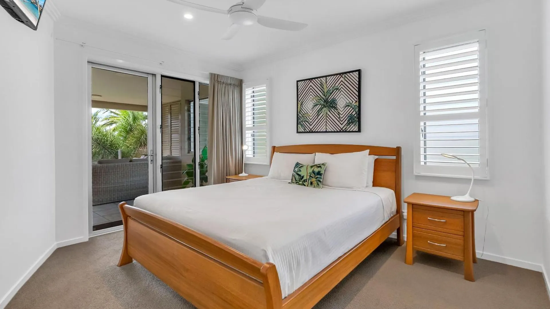 شقة The Esplanade Escape - Your Ideal Beachfront Break بالم كوف أستراليا