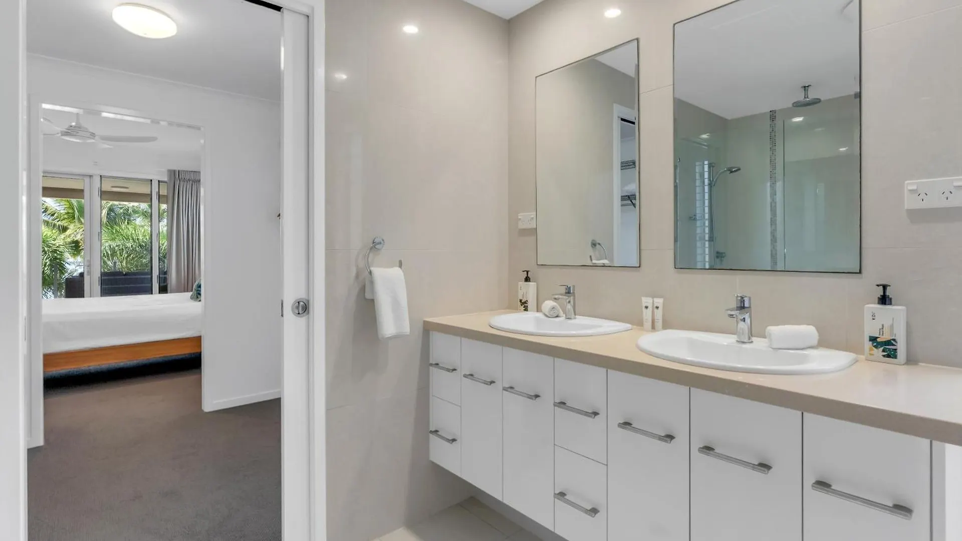 Appartement The Esplanade Escape - Your Ideal Beachfront Break Palm Cove